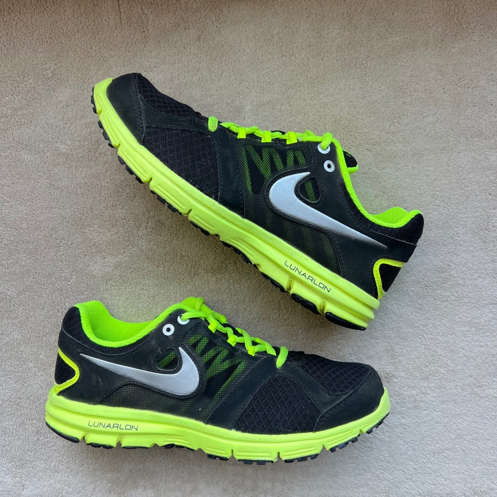 Nike Lunarlon Women 6.5 Youth 5Y Running Shoes Athletic Sneaker Black Neon Green